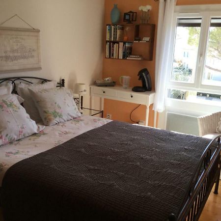 Les Secrets Du Mistral Bed & Breakfast Valensole Bagian luar foto